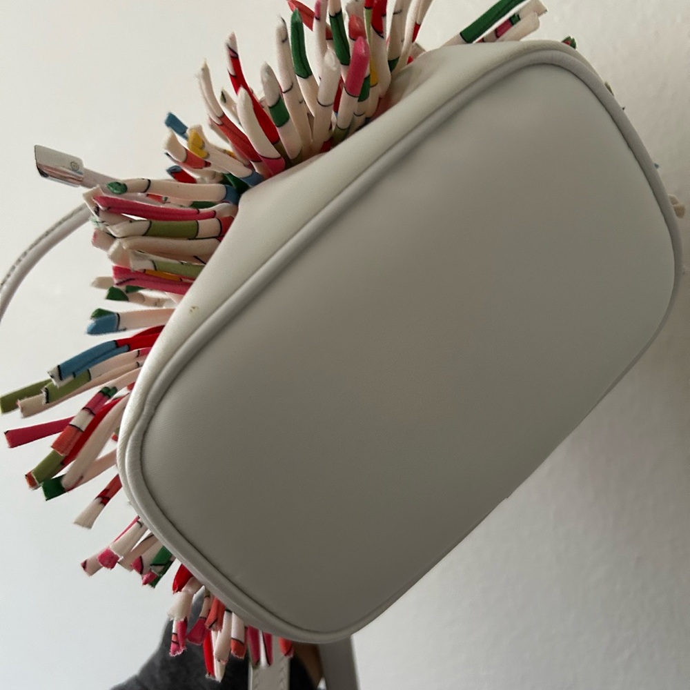Stylish White and Red Fringe Bag(KIDS) - Picture 5 of 8